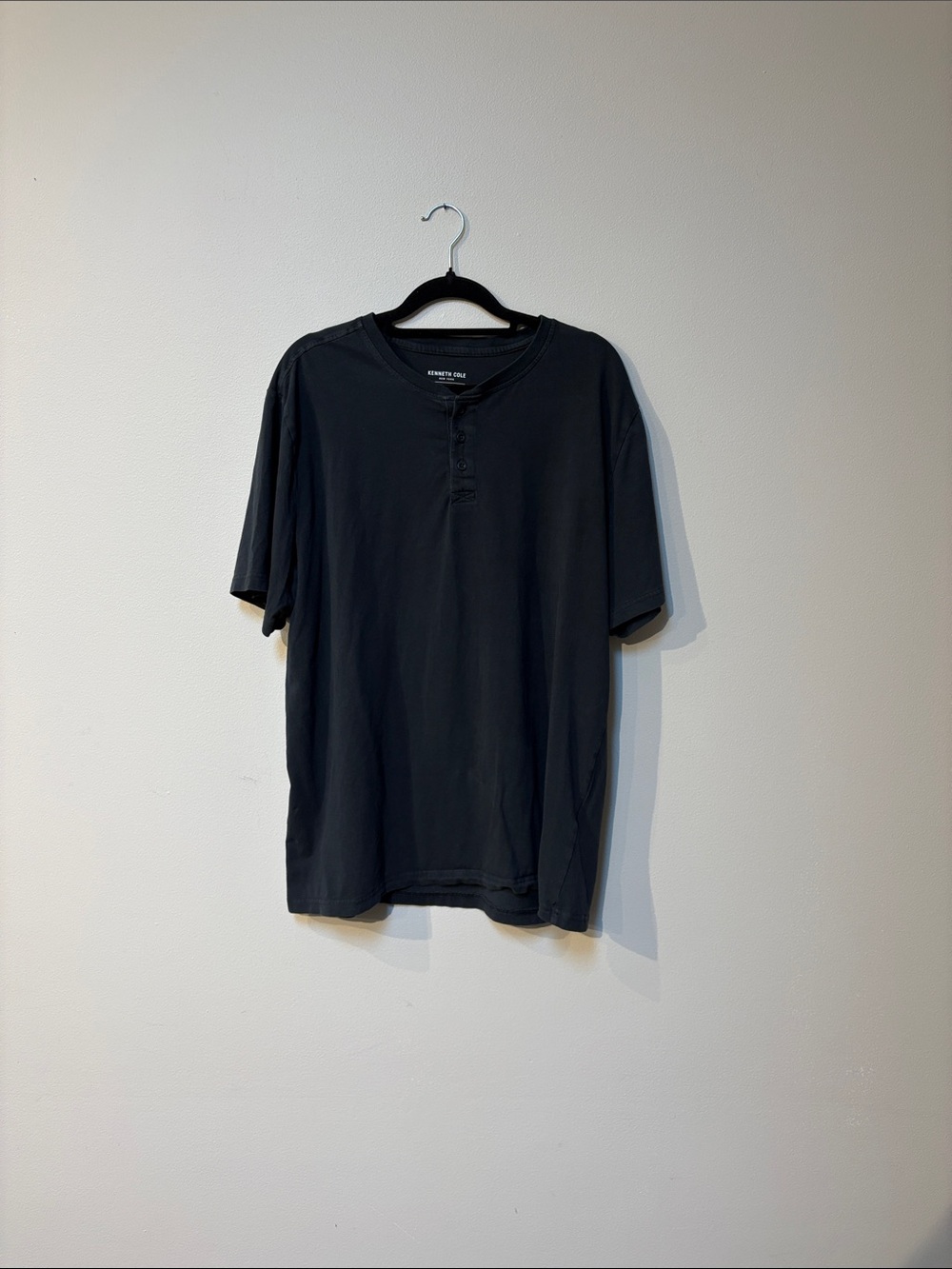 Kenneth Cole New York Black Short-Sleeve Henley Tee